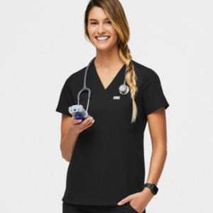 Figs Black Scrub Set - Catarina One-Pocket Scrub Top & Zamora Jogger Scrub Pants